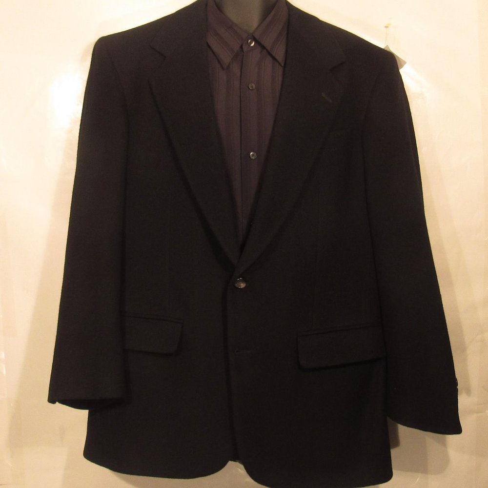 Blazer - Picture 2 of 7